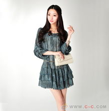 论雨服饰2012新款春装修身圆领超性感女装连衣